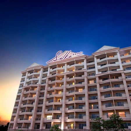 Silka Johor Bahru Hotel Exterior foto