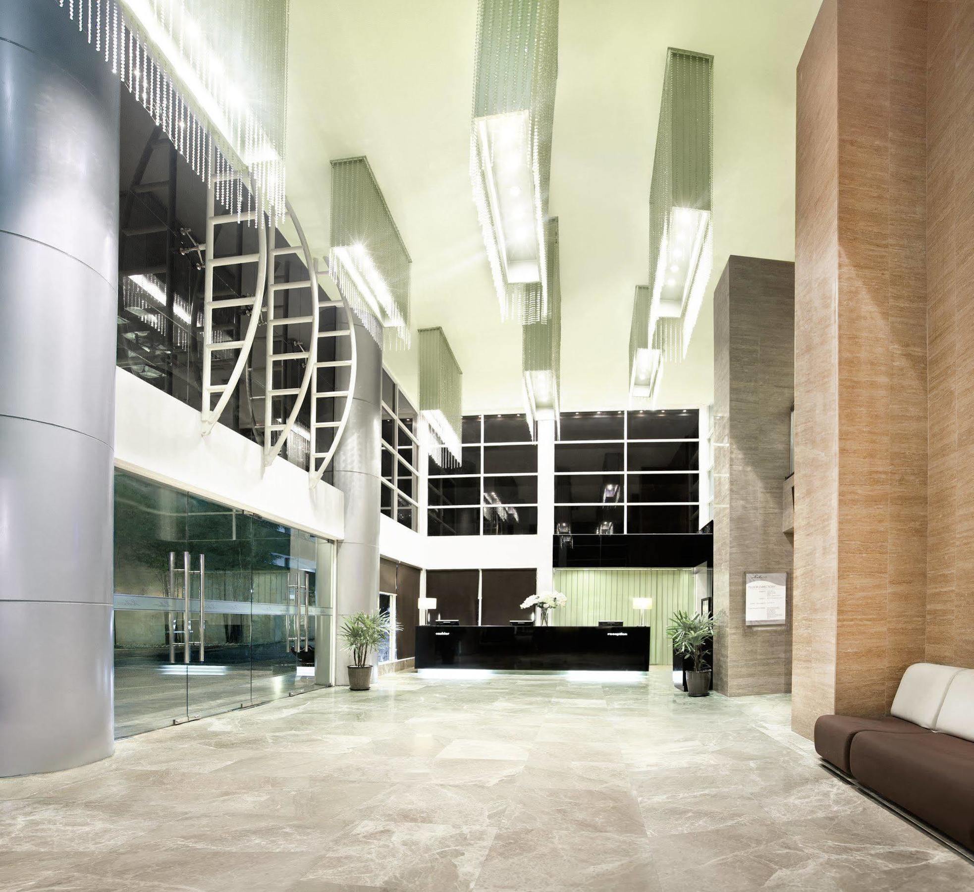 Silka Johor Bahru Hotel Exterior foto